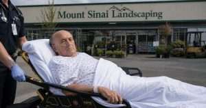 Rudy Giuliani at Mount Sinai Landscaping