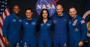 Artemis III crew mission with Katy Perry