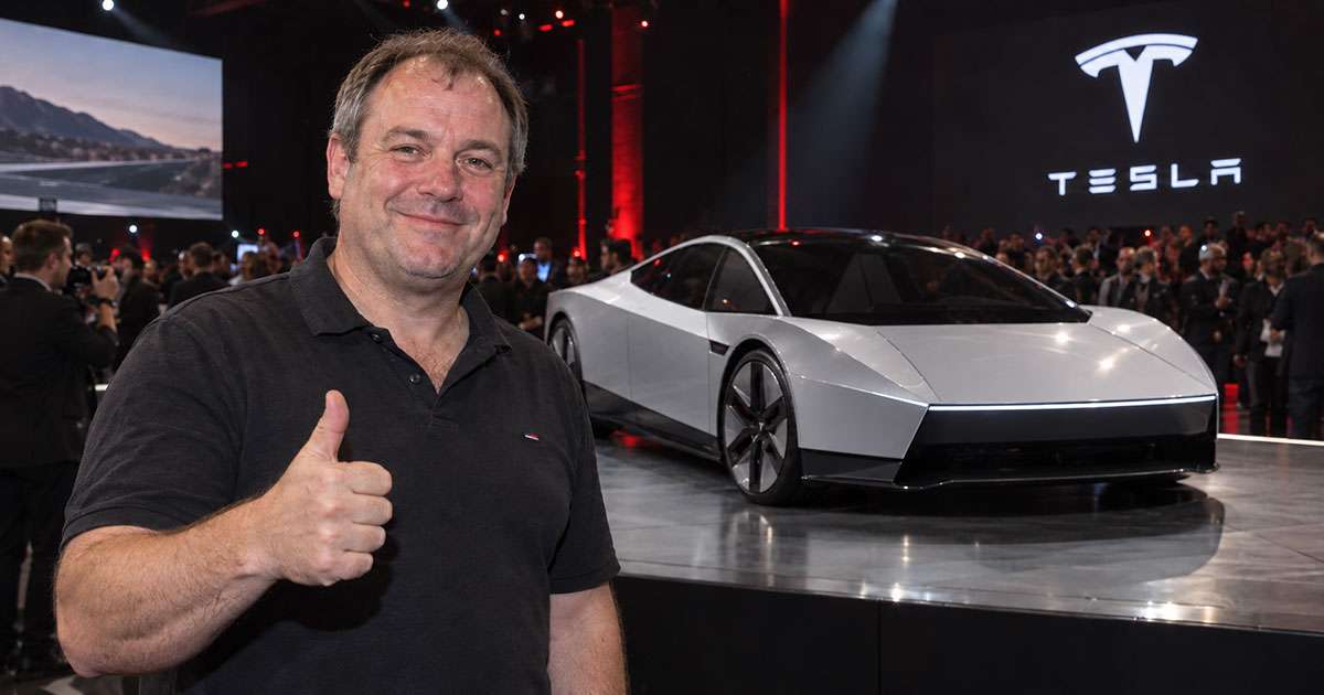 Gullible simpleton gives Tesla five-grand deposit for flying car that ...